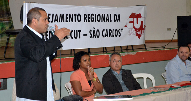 Vereador Edio preside homenagem nos 30 anos da CUT