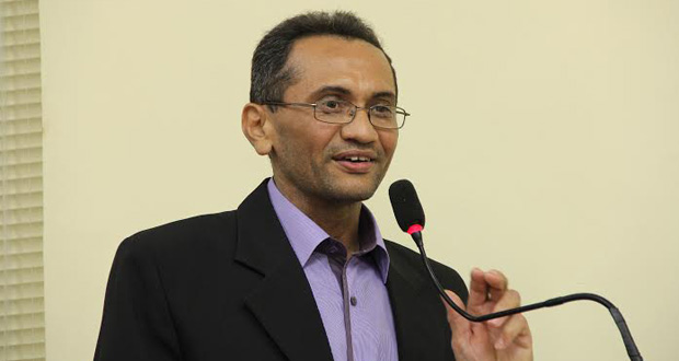 Pastor Raimundo quer melhor acessibilidade a cegos