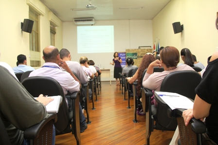 Sistemas Eleitorais são debatidos em curso da Escola do Legislativo