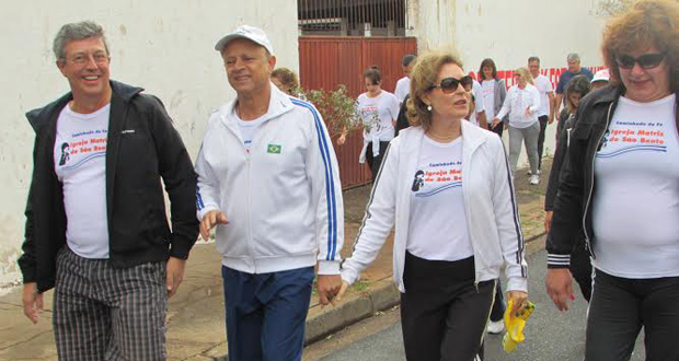 Igreja Matriz de São Bento promove 1ª Caminhada da Fé