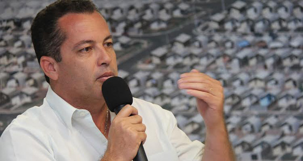 Quiosques são exemplos de recuperação de espaços públicos, diz Boi