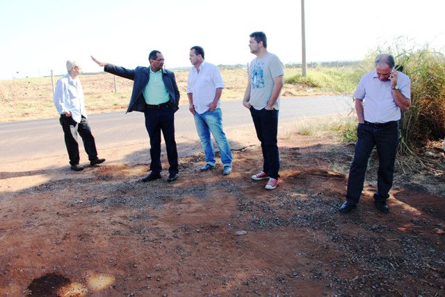 Pastor Raimundo busca solução para reivindicação  de trabalhadores de distrito industrial