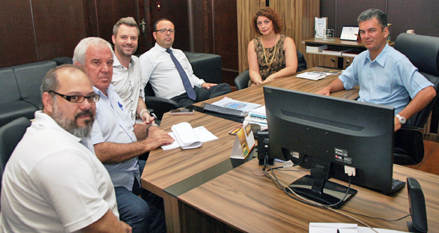 Presidente Yashuda e bancada do PSDB dialogam com Edna Martins