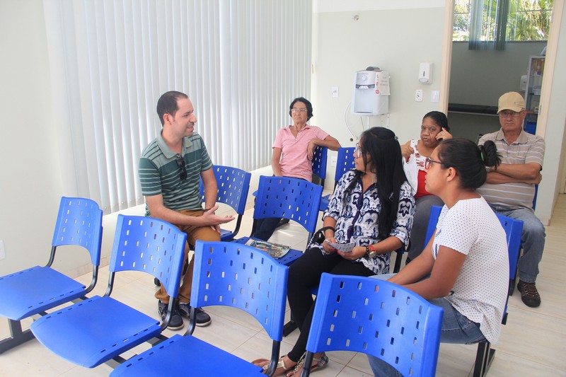 Roger Mendes visita unidades de saúde do Parque das Laranjeiras