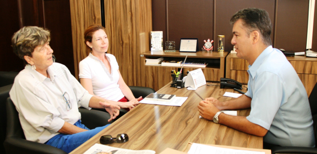 Yashuda recebe secretária municipal de Cultura