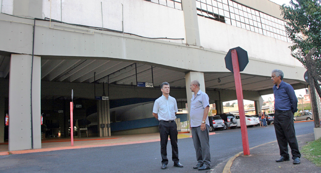 Yashuda vistoria funcionamento e conhece melhorias no Terminal Rodoviário