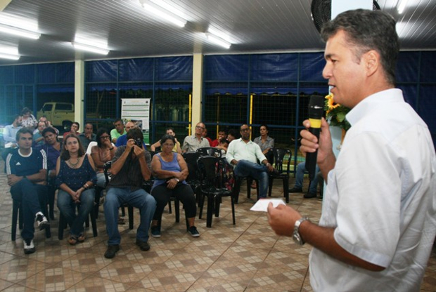 Presidente Yashuda participa de reunião com moradores da região do Santana e Morumbi