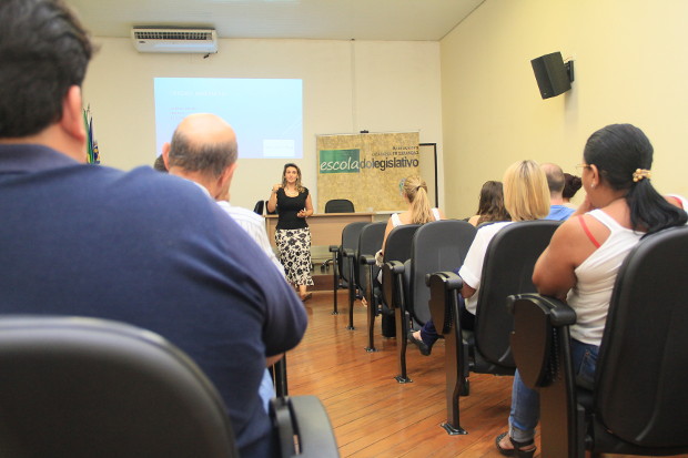 Causas e tratamento da depressão são tema de debate na Câmara Municipal