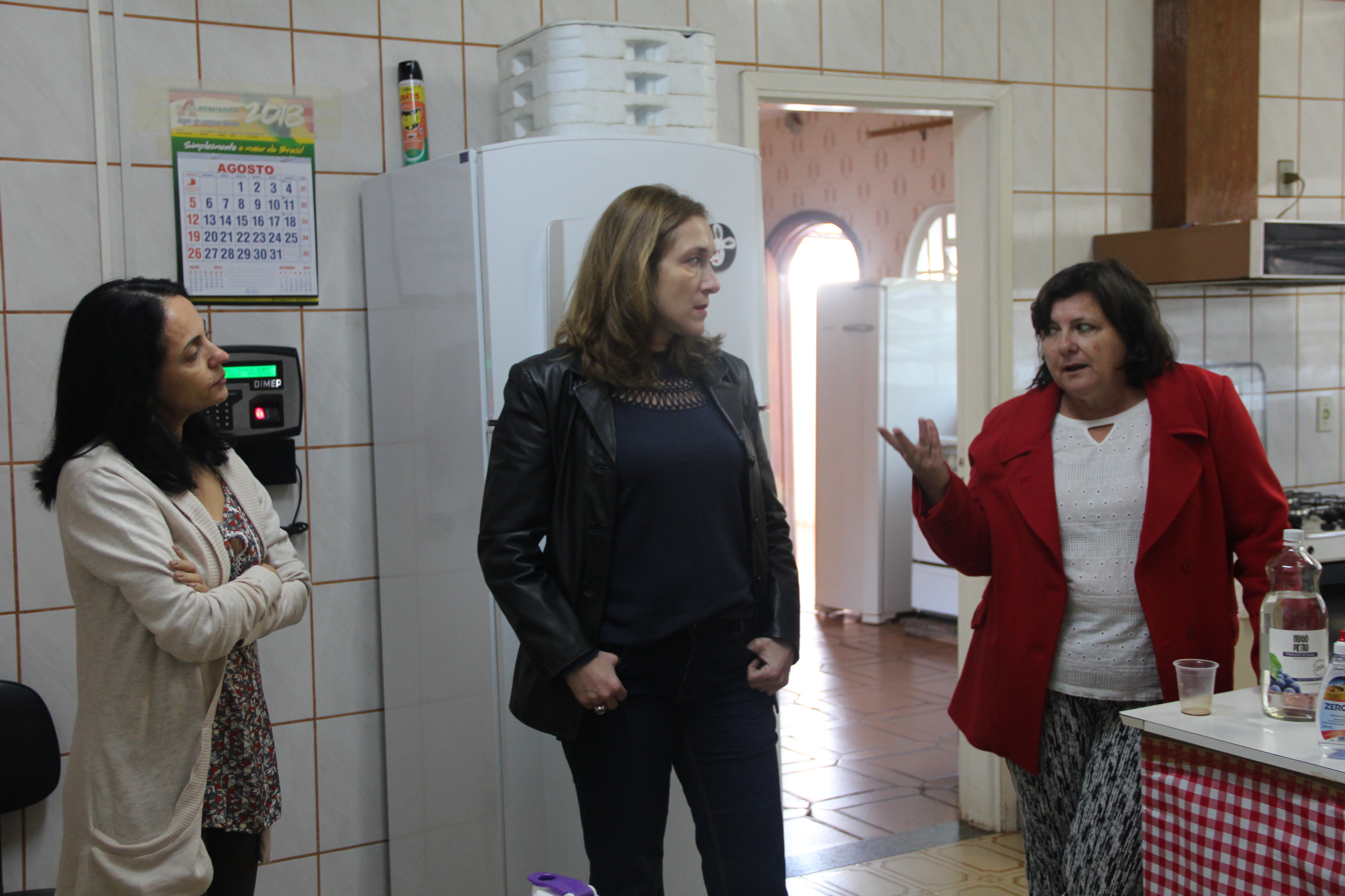 Juliana Damus fiscaliza unidade do Caps