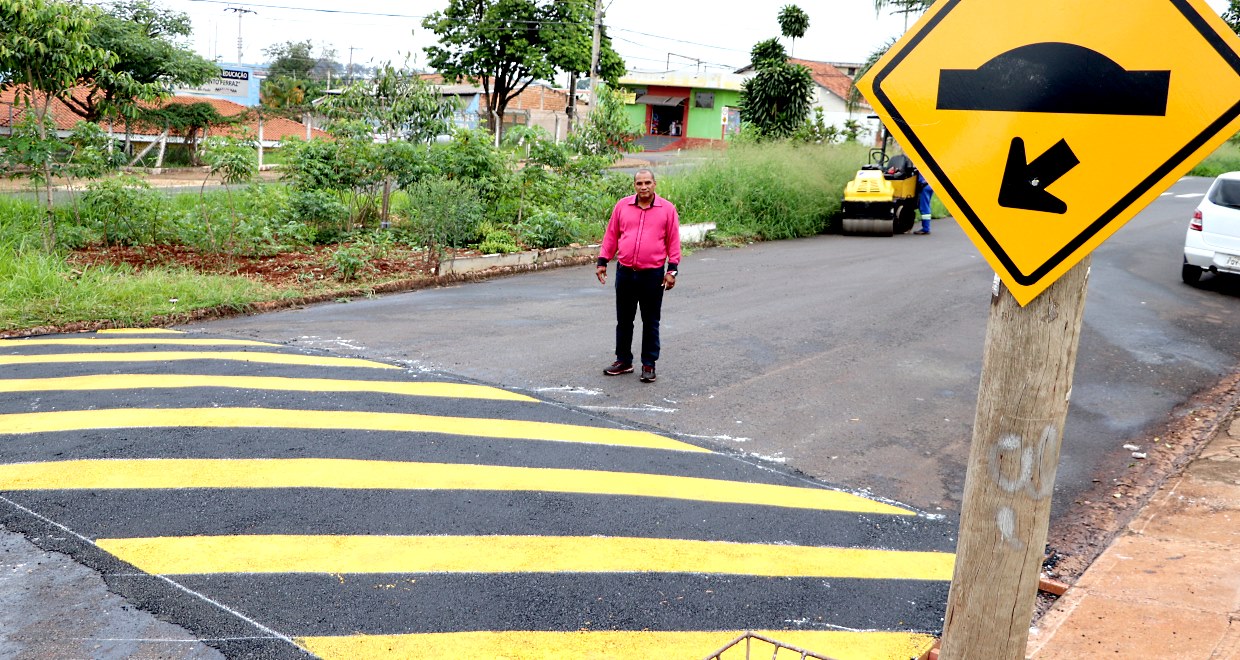 Toninho do Mel conquista lombadas e vê melhorar segurança do trânsito no Parque São Paulo