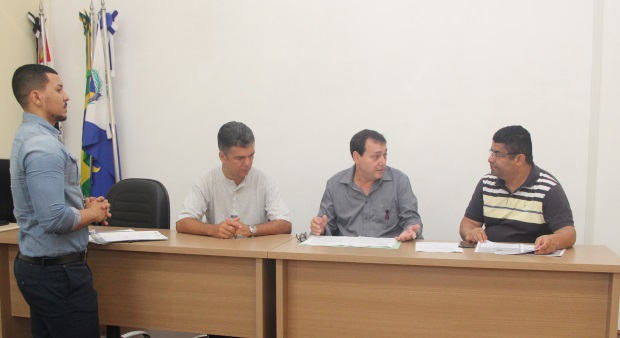 Comissão de Saúde pede esclarecimentos sobre projeto que prevê distância mínima entre bares e escolas