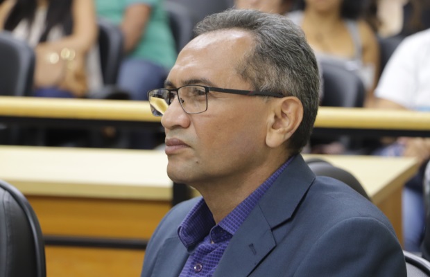 Imóveis abandonados são objeto de questionamento à Prefeitura